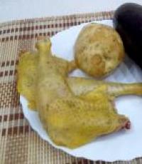 Картофель запеченый с курицей и баклажанами Вкусно вареная курица лук картофель баклажаны помидоры